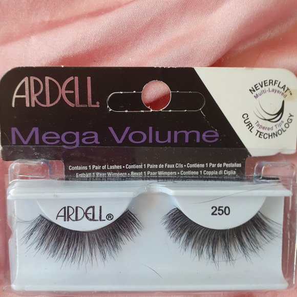 SALE!!! Brand New False Eyelashes - Picture 1 of 1